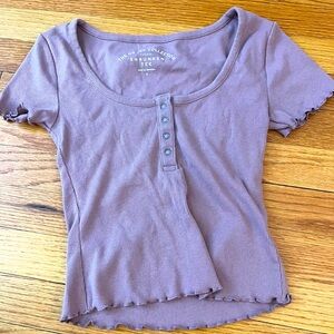 Aeropostale cropped purple tee